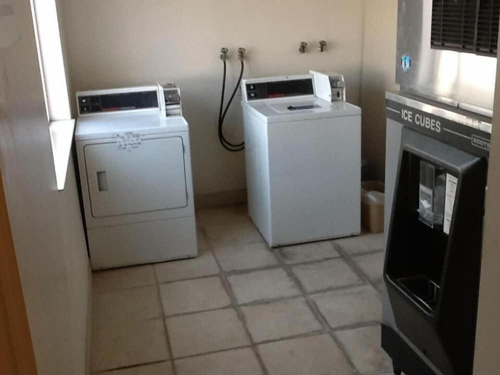 Motel 6-Nephi, Ut エクステリア 写真